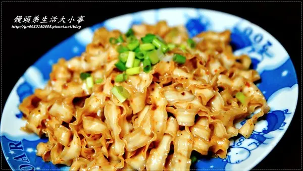 【老媽拌麵】燃燒食客的香辣好滋味                
      