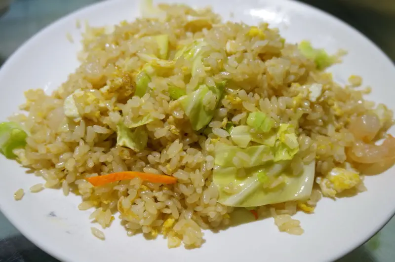 【新竹】大眾小吃店-新竹在地炒飯王--踢小米食記