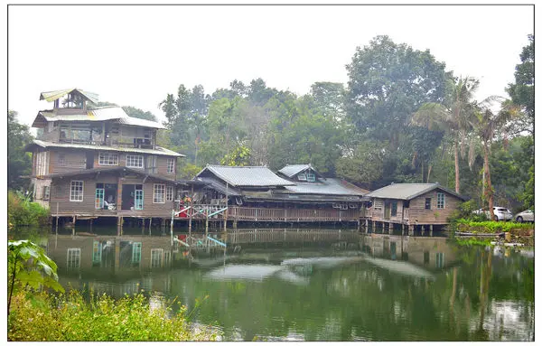 〈嘉義‧竹崎〉山門石頭咖啡~水上咖啡屋