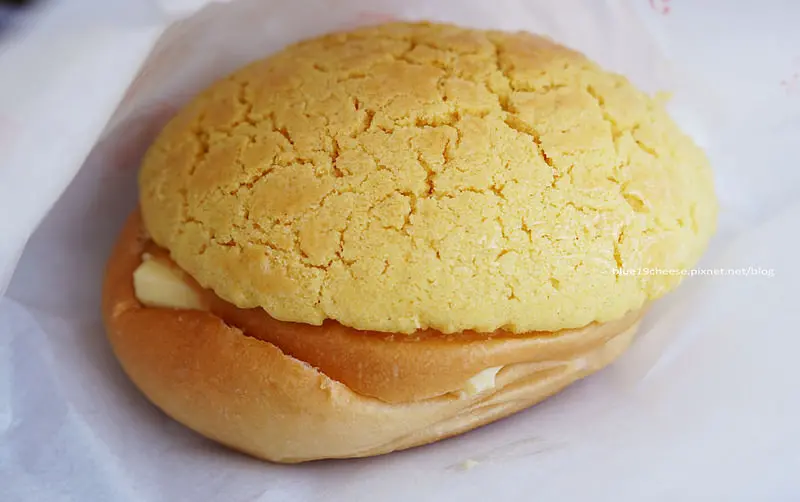 【台南永康】聯盈發冰火菠蘿油.劉家莊牛肉爐旗艦店日式碳烤燒肉.黑鼎鴻臭豆腐 - 一次享用永康區美食