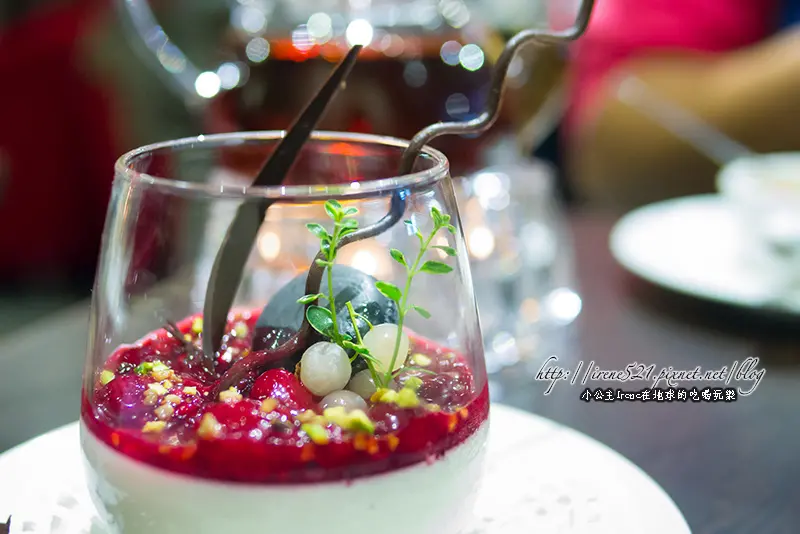 【蘆洲】華麗的烤布蕾，不用花到一張鈔票．Coffish魚缸珈琲