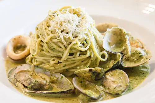 |食|高雄鹽埕 駁二旁的手工義大利麵 doR留 手工義大利麵