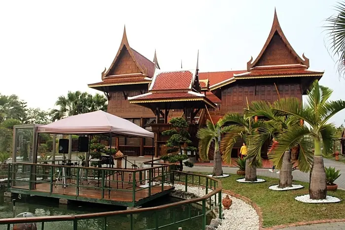 [屏東/內埔]泰國高腳屋｜ 屏東必訪超強景觀餐廳！獨立高腳屋包廂｜異國度假風餐廳｜屏東必訪景點 屏東美食