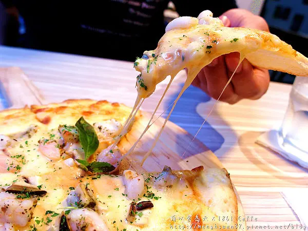 食記►台北萬華┃1861 Caffe┃復古工業風格咖啡館，美式煎餅令人驚艷！（捷運西門站、試吃）