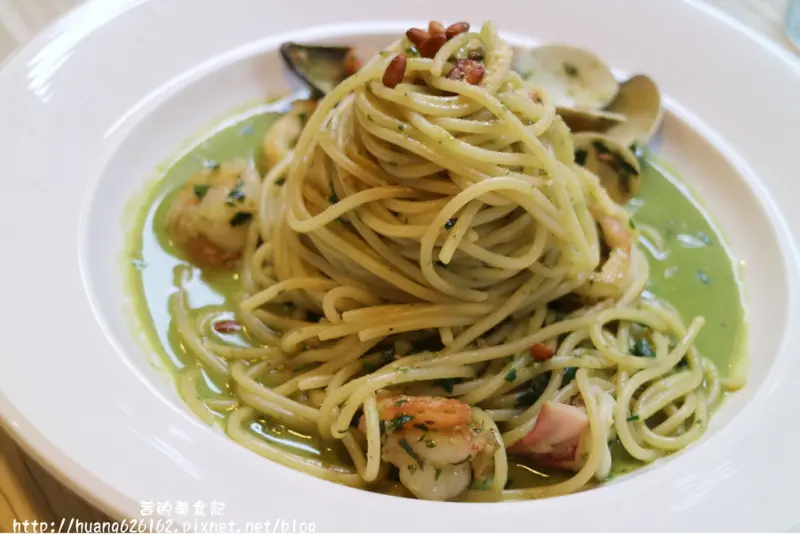 【台北萬華區】 西門町必吃美食『1861 caffe』伍鄉地海鮮/青醬海鮮義大利麵/花生麻糬煎餅/愛評體驗團/捷運西門站