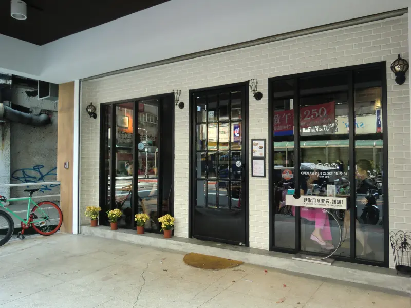 〈臺北‧捷運國父紀念館站〉法法小館 Fafa Voilà　~~　撫慰人心的法式薄餅與家常菜，幸福也能很簡單