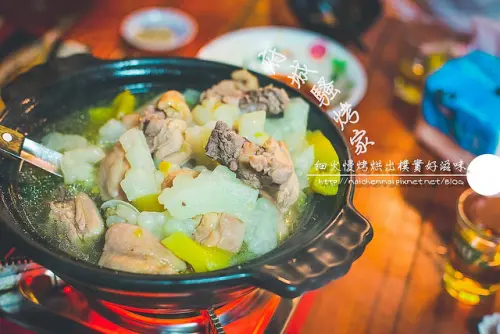 【食在Tainan】慢火烘烤食材好滋味。府城騷烤家串燒專賣