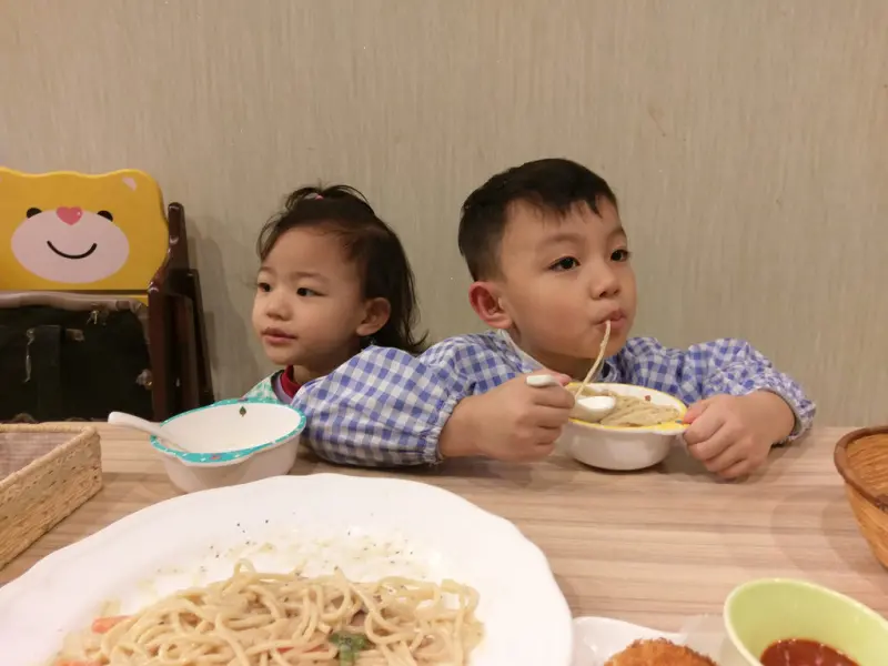 好吃好玩CP值滿點小資媽媽溜小孩的聖地@Duma Brunch & Pasta