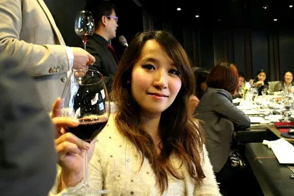 【羽諾試吃體驗】西班牙比利時豬餐酒會●2011鐵板燒●美食&美酒的浪漫邂逅              