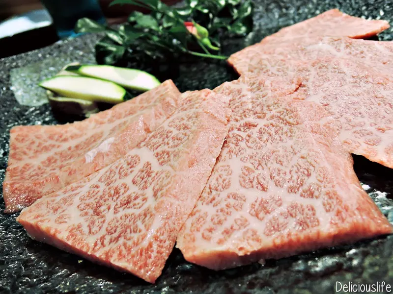 【台北松山區】邀約。炭火燒肉 無敵Muteki  麒麟世界盃足球賽限定幻彩藍生啤冰沙