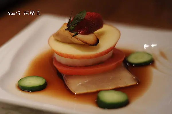 <食✪松山區>優雅又氣派，咖啡廳還是高級饗宴 阿蘭若咖啡蔬食