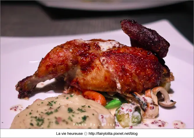 《北市信義區♥食記》窩克島體驗  酒窖法國私廚 Restaurant & Lounge。藏身於大樓中的私人招待會所，高水準法國美食也叫人驚豔呦！