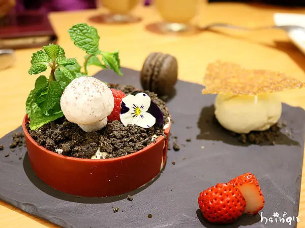 【食記】台北*東區。咖啡瑪榭*高CP百元義大利麵燉飯鹹派 東區不限時餐廳咖啡店 盆栽提拉米蘇 千層派 義式料理 法式甜點 輕食 cafe Marché 瑪榭咖啡 東區早餐 自家烘焙咖啡豆