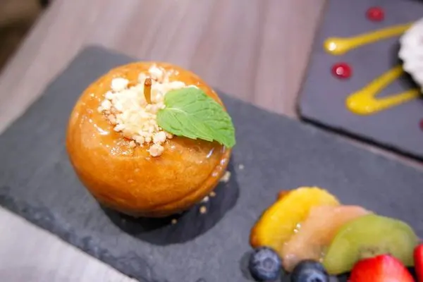 咖啡瑪榭/忠孝店Cafe Mache，品味一杯藝術融入生活的咖啡|捷運忠孝敦化站|城市咖啡▲女子的休假計劃▼