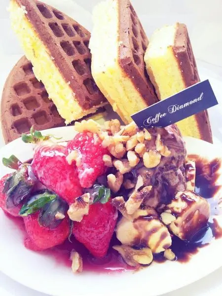 【台中食記-東區】上天堂的美味★鬆餅界之神@咖啡鑽              