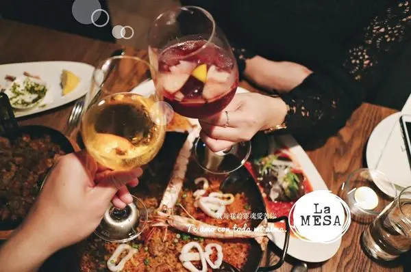 《吃喝 χ 捷運國父紀念館站 》La MESA 西班牙餐廳▕ 燈光美氣氛佳適合約會的道地西班牙料理