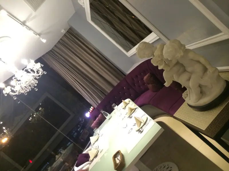 大家一起飛向夢饗_全新的飛饗創意西式料理 旗艦總店