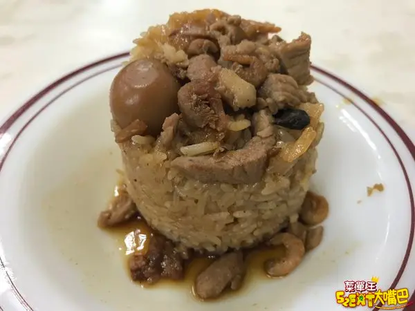 台中南區美食米糕推薦！ 味泉米糕【附菜單】~忠孝夜市的人氣米糕老店～ 招牌菜米糕、肉羹、苦瓜排骨湯。