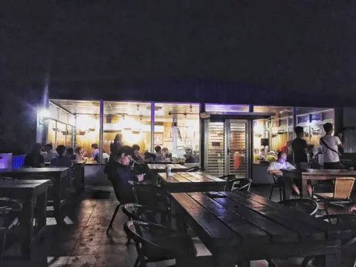 【桃園景觀咖啡】第三航廈咖啡館♡看飛機從頭頂滑過▽享受涼涼微風