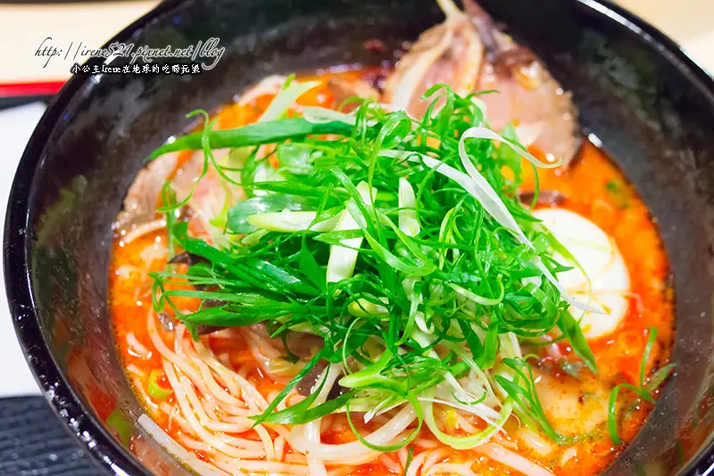 【蘆洲】水煮蛋無限吃到飽．來自九州豚骨拉麵的劍麵