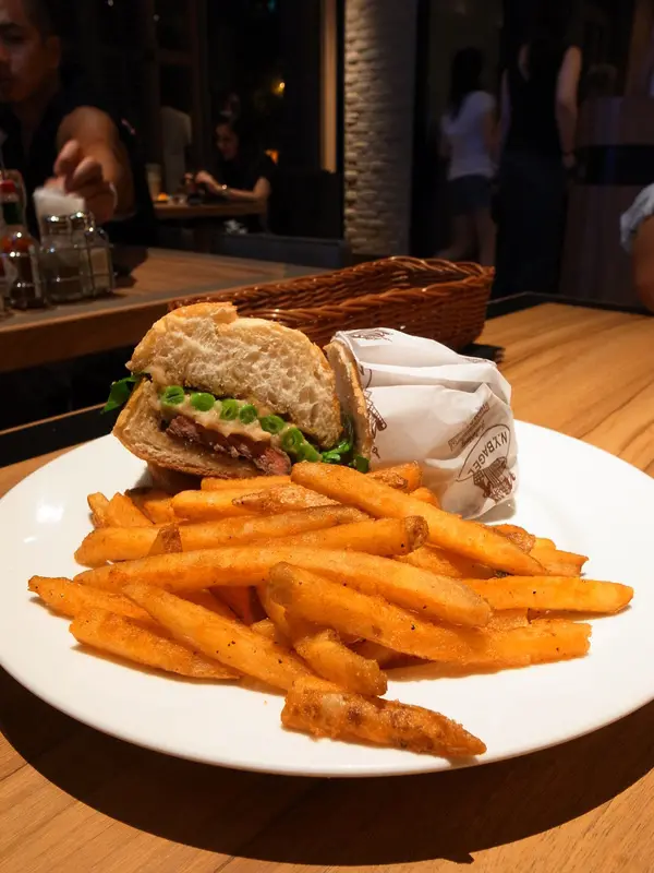 GRD日誌---25072010 NY Bagels Cafe仁愛店重新開幕