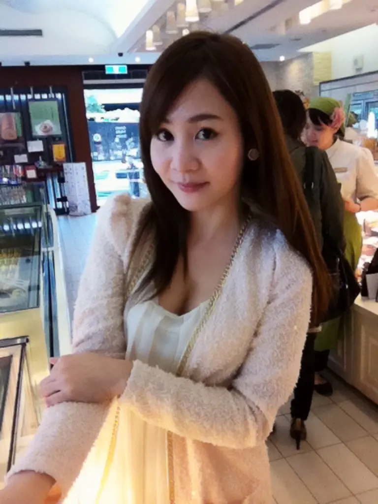 (台北。午茶)現作的微熱溫度~令人幸福的草莓千層派 ♥Season Cuisine Pâtissiartism午茶、雙人分享餐♥