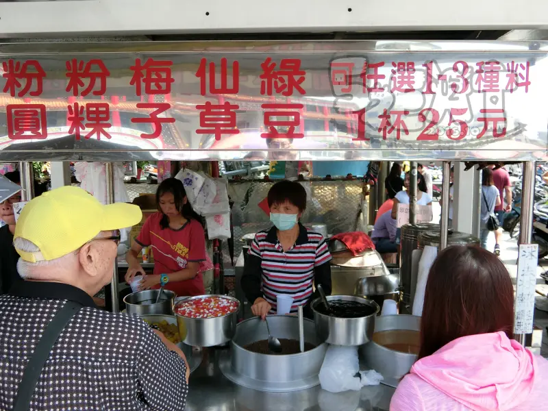 【台中清水人氣冰品推薦】大樹下阿婆粉圓價位，菜單大公開！香客們朝聖必吃之粉圓冰！台中清水美食小吃旅遊景點推薦！