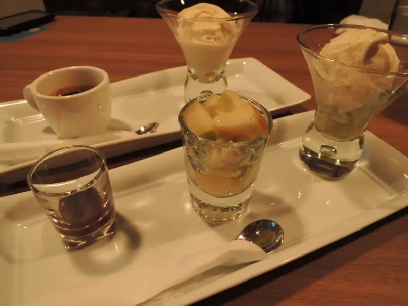 忠孝敦化站 Sublime-Urban-Bistro-Bar 心理調酒+FBI偵查室=正統燉飯+濃縮咖啡冰淇淋 還有帥氣bartender陪你聊天 夜晚限定 外國人大歡迎~