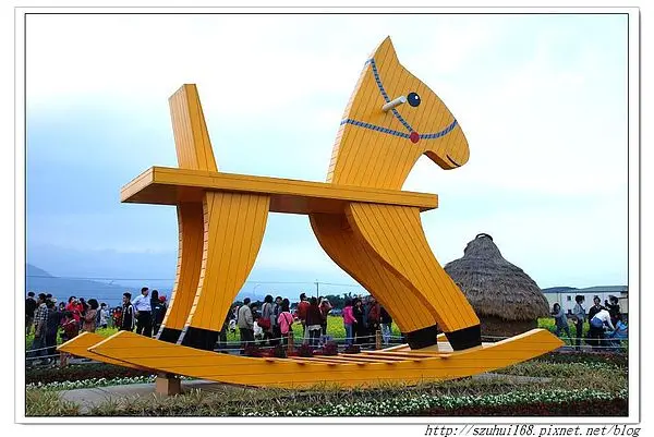 ☆宜蘭☆巨大又可愛的搖搖洛克馬在宜蘭三星現身