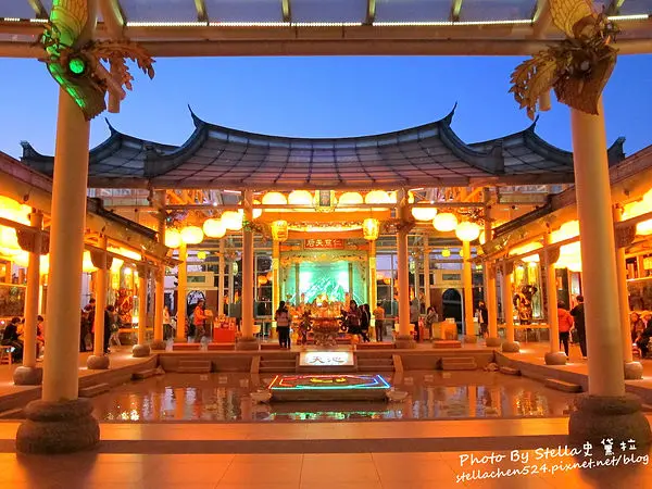 【彰化-鹿港】金碧輝煌的媽祖廟...竟是玻璃雕塑而成的!!