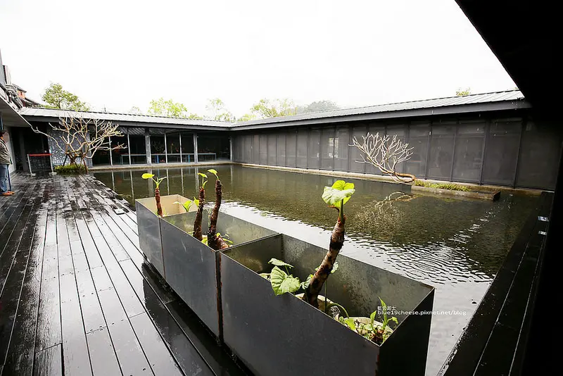【桃園大溪】大溪老茶廠-台灣農林.百年茶香.融合台日英式風格的綠建築茶廠變身人文氣息好拍景點.提供預約制餐點及下午茶.假日大溪景點親子約會推薦