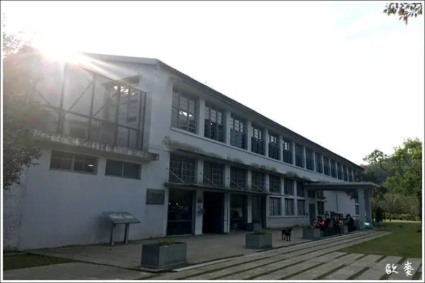 桃園︱茶香百年風華重現於山凹裡的優雅綠建築之大溪老茶廠