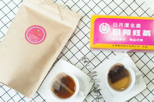[茶包沖泡比較文] 戀人茶館阿薩姆台茶8號PK大溪老茶廠日月紅茶，圖多
