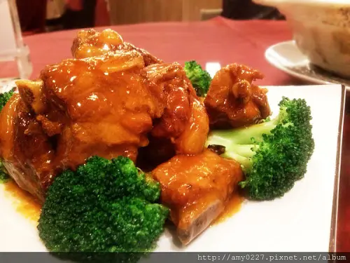 [ 新北板橋 ][ 口碑 ] 裝潢氣派服務佳，江浙料理初體驗 - 上海鄉村板橋店