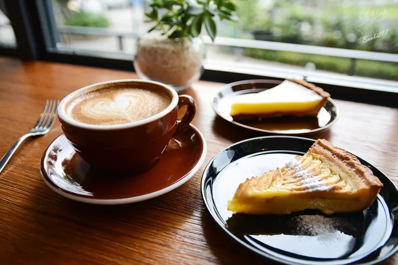 中山站.大同區美食:日子咖啡二店nichi nichi +park,公園美景的不限時咖啡館與下午茶甜點推薦(也靠近捷運台北車站與雙連站)