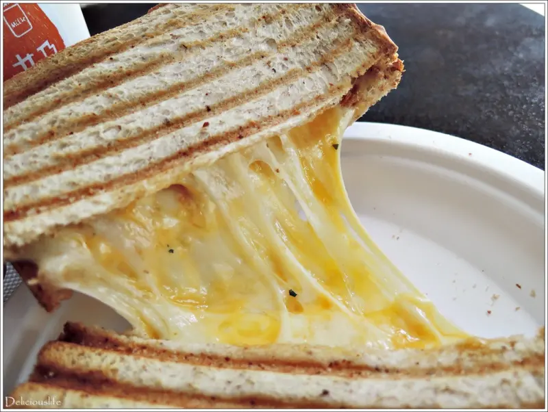 【台北中正區】小確幸紅茶牛奶合作社 華山文化創意產業園區