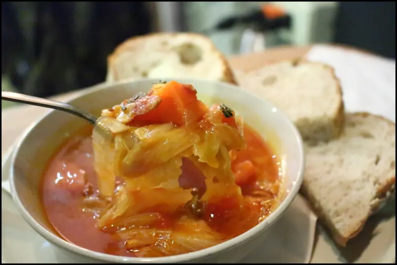 [永春站美食]STONEESPRESSOBAR～不限時免費插座wifi上網咖啡廳，