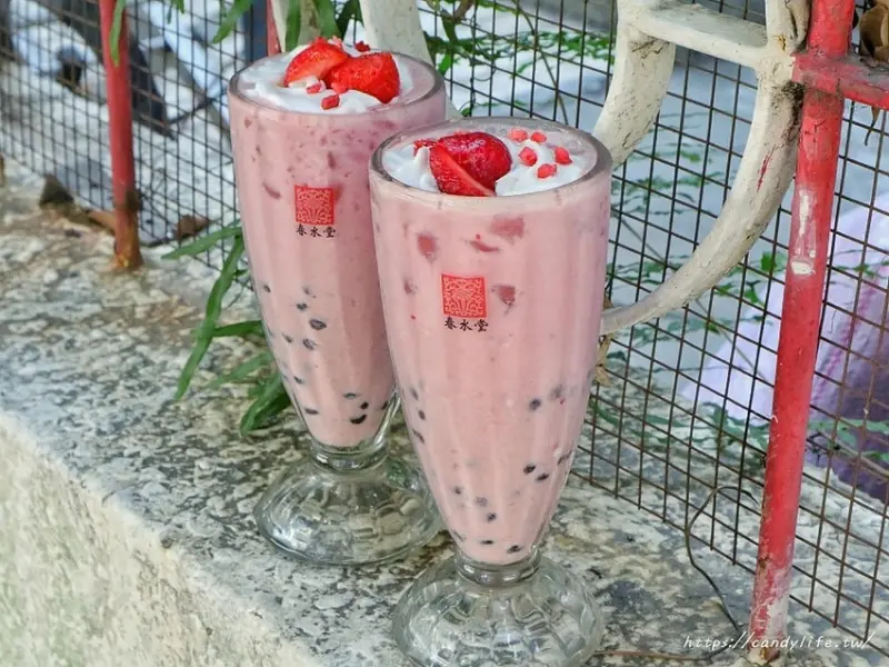 春水堂│季節限定草莓奶霜珍珠茉奶，草莓控必喝！粉嫩超好拍～