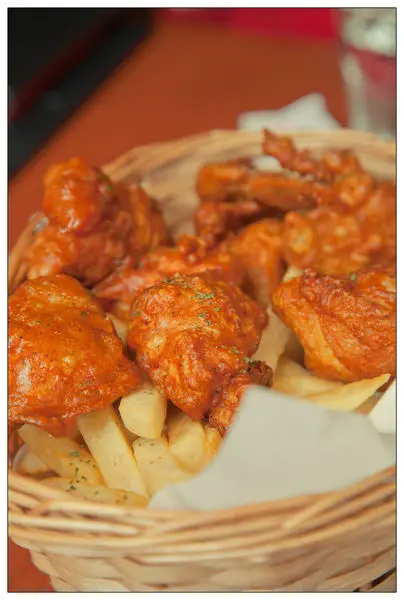 【食記】 台北 紅吱吱的Alleys cat 巷貓餐廳