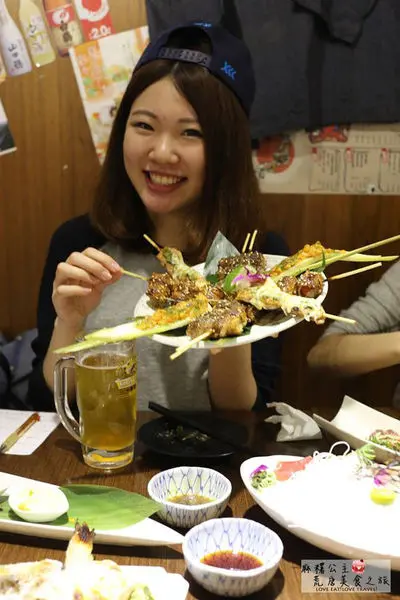 上班族最佳聚會居酒屋，我在氣氛超棒的「笑居 樂食 居酒屋小料理」放鬆整天壓力(捷運大坪林站、景美捷運站、景美橋)