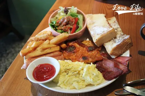 【食記板橋】板橋豐盛早午餐♥小廚房Kitchenette CAFE♥靠近正隆廣場、中和環球