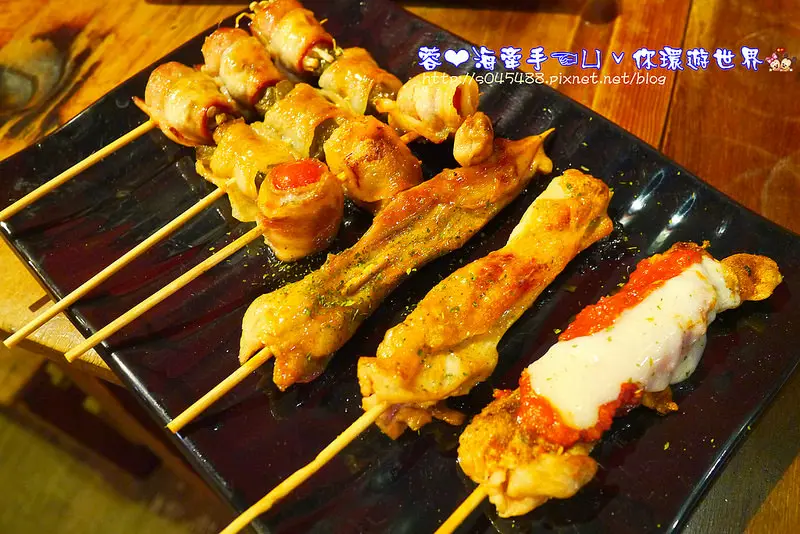 私嚐燒烤。烤物/炸物♥友善寵物餐廳，復古懷舊氛圍，三五好友相揪約會好地方~