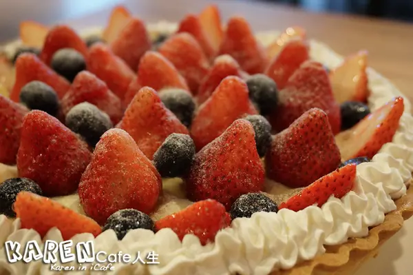 『Cafe』捷運西門站 平價咖啡廳“iCafe” 必吃！超夢幻草莓塔、蘋果派 巷弄隱密小店