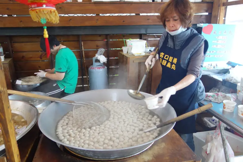 1030301[禮官三小愛台灣]大坑口九號步道魚丸伯銅板美食10元虱目魚丸湯努力與感動創下傳奇的故事