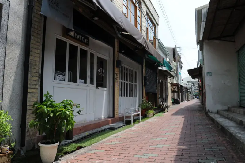 ＊台南老宅咖啡大特搜＊從香港移民來的貓咪與老闆　Fat Cat Deli