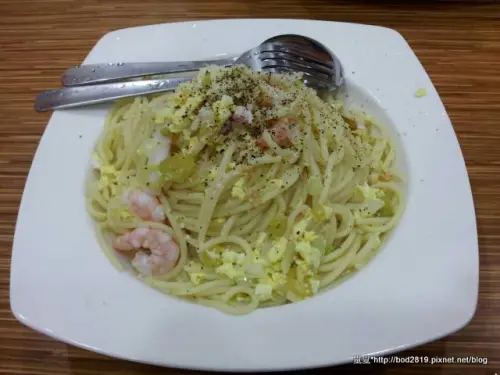 【台中東海】零五粥鋪－義大利麵、炒飯、粥品和鍋燒麵在這裡都吃的到，只要６５元起！