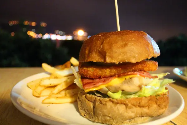 [台北]淡水老街的鎮街之堡 二訪 Kia Ora Kai        
      