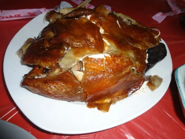 1011202[禮官三小愛台灣]南投竹山金黃亮麗酥脆的咱兜黃金脆皮雞