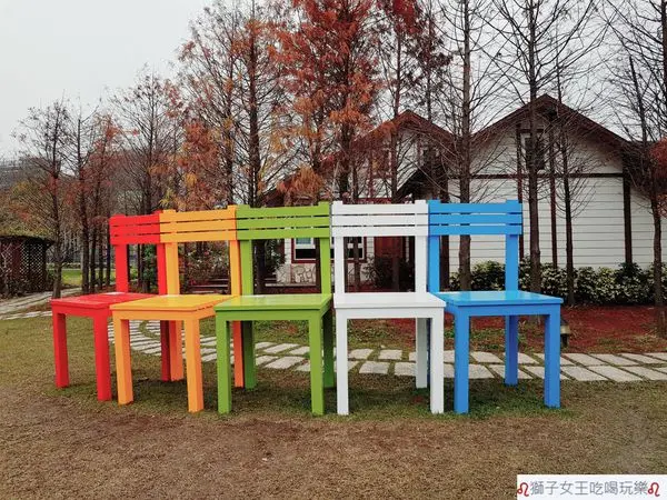 (台中●北屯)蝴蝶橋法式餐廳~被落羽松包圍的餐廳彷彿置身南法~彩色大椅子~LOVE造景~20180226食尚玩家來去住一晚介紹