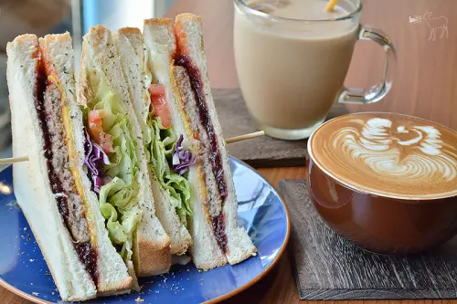 板橋早午餐與天鵝咖啡拉花:Books Coffe